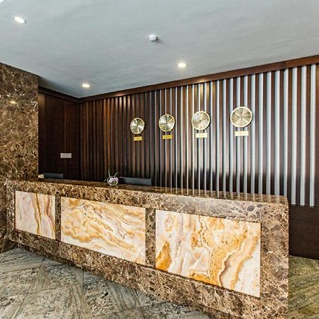 Shera Park Boutique Hotel Almaty Extérieur photo
