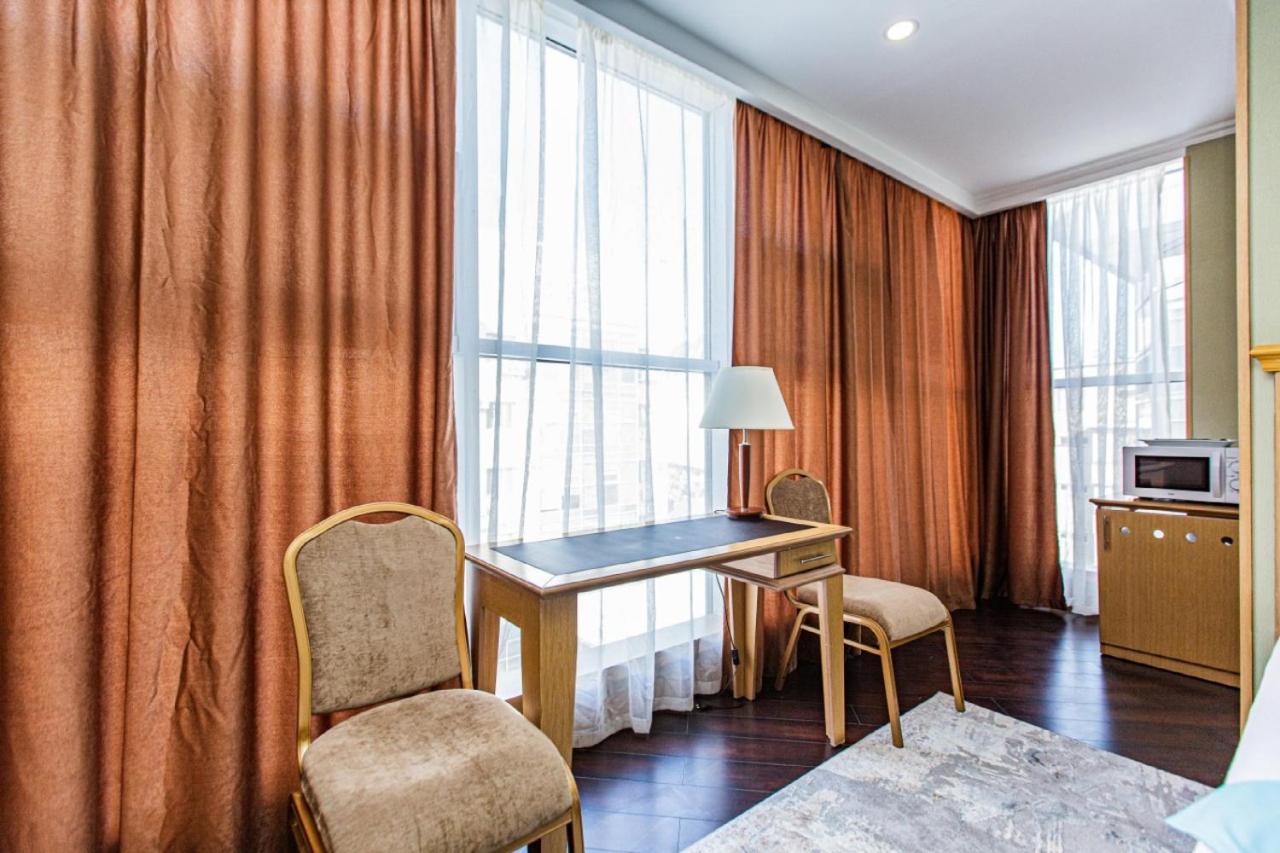 Shera Park Boutique Hotel Almaty Extérieur photo