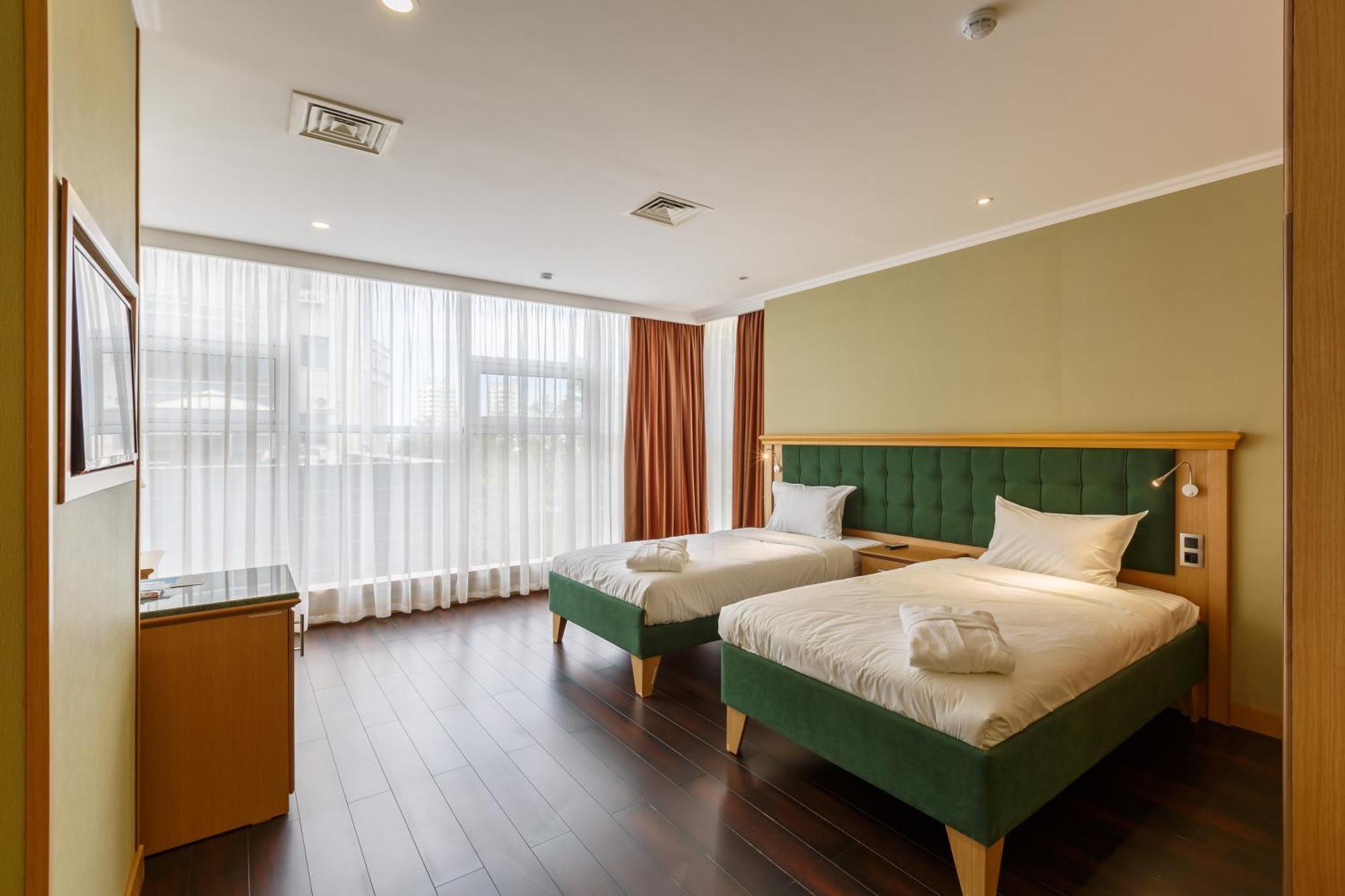 Shera Park Boutique Hotel Almaty Extérieur photo