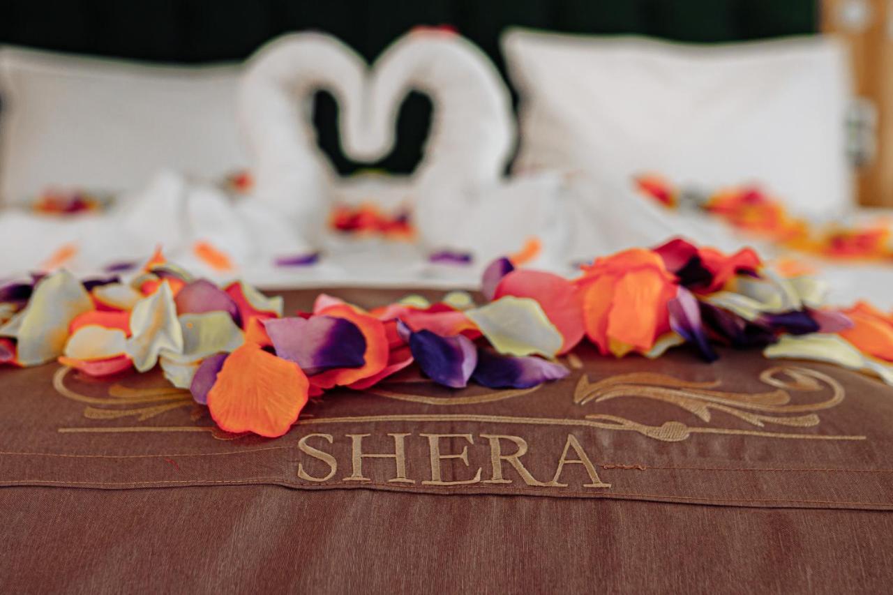 Shera Park Boutique Hotel Almaty Extérieur photo