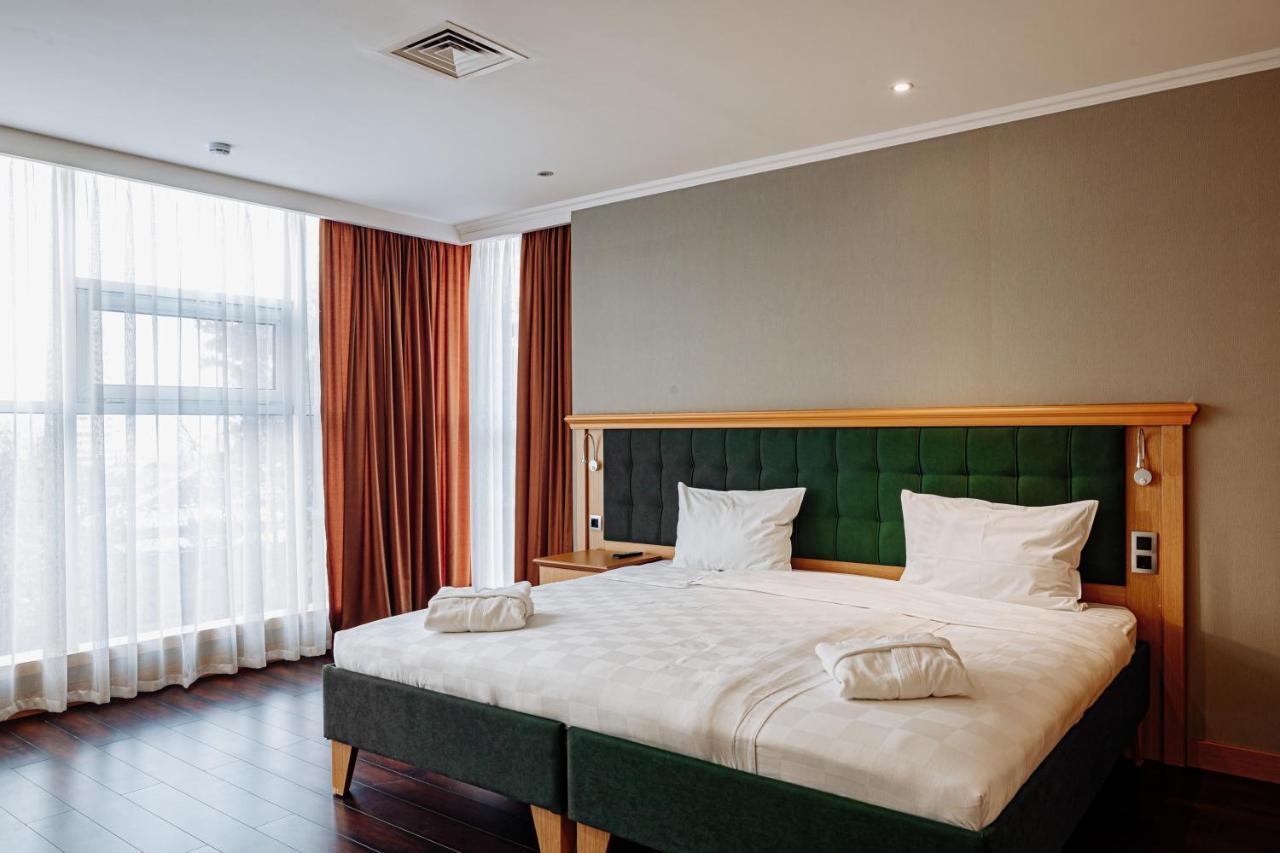 Shera Park Boutique Hotel Almaty Extérieur photo